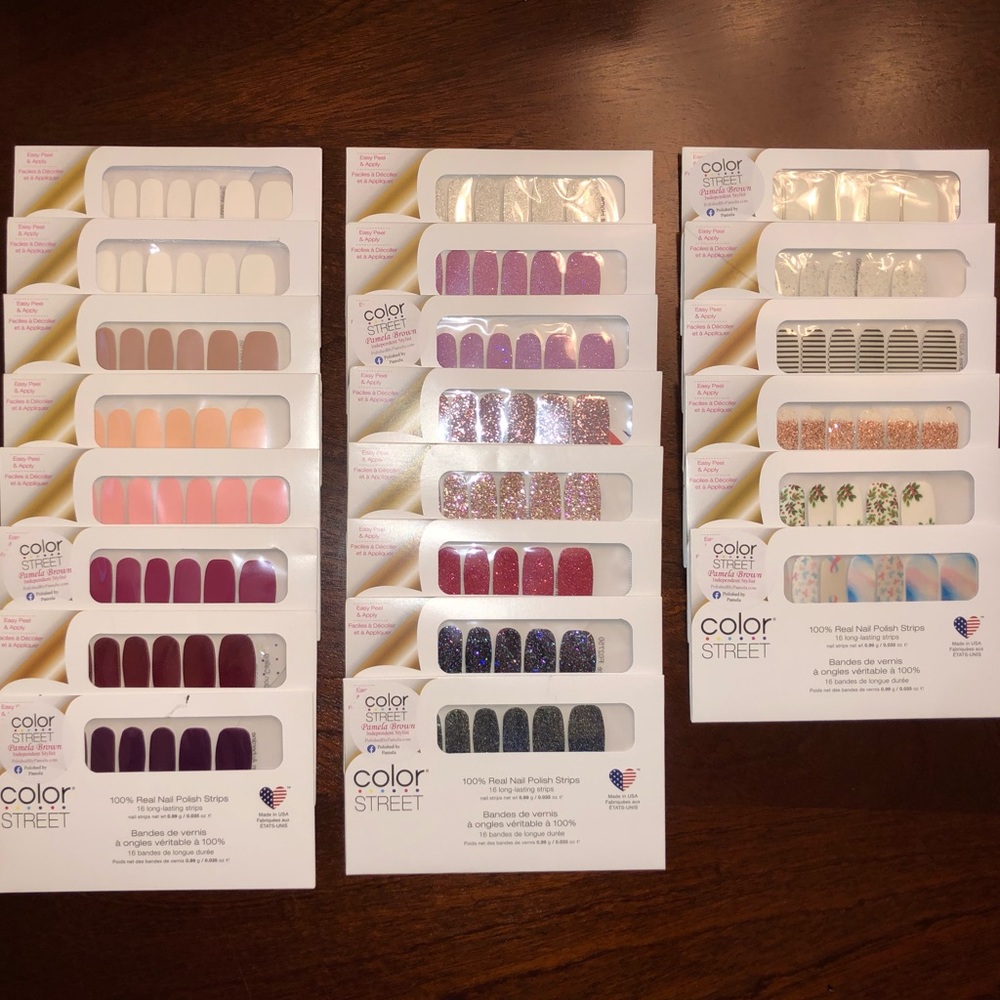 22 NEW PACKS OF COLOR STREET